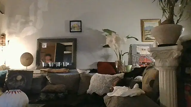 Titilouonlyf69 webcam
