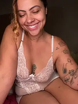 Chloe_Leaozinho webcam