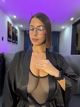 luvely_unique_ webcam