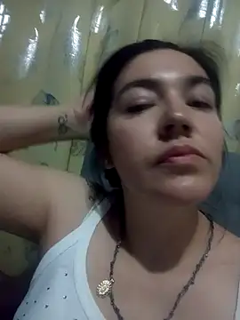 dhanya_moon webcam