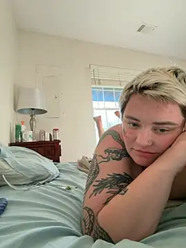 gothgoddessmia webcam