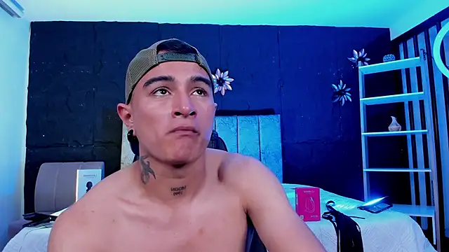 LiamDeep webcam