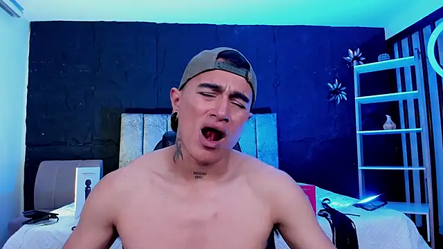 LiamDeep webcam