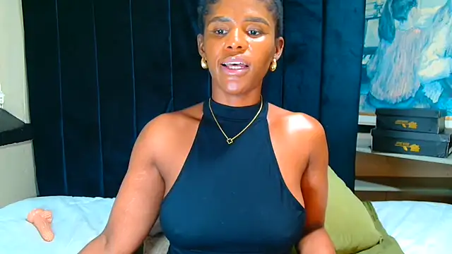 CaramelCandyxx live cam on StripChat