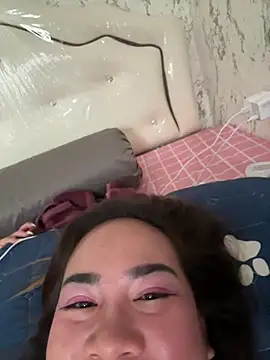 Ponthip webcam