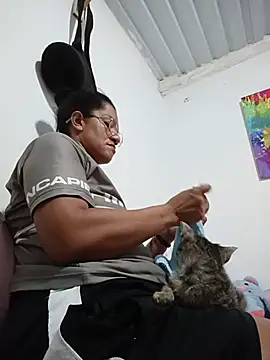 Bigassmommy_x webcam
