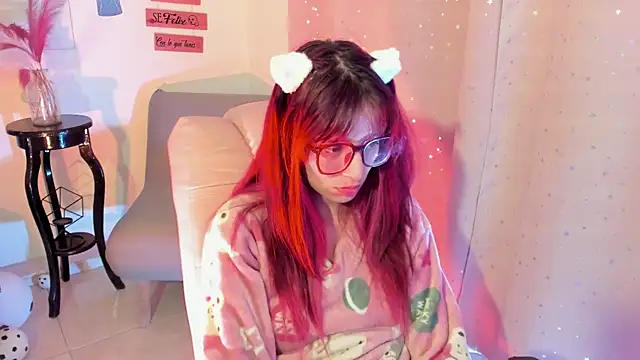 RedMeloddy webcam