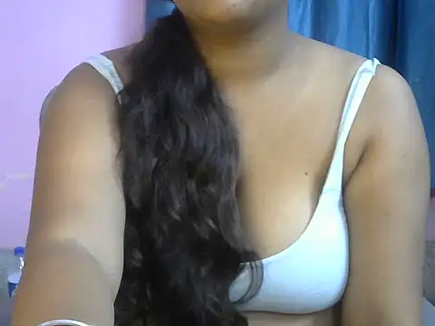 QUEEN-OF-QUEEN webcam