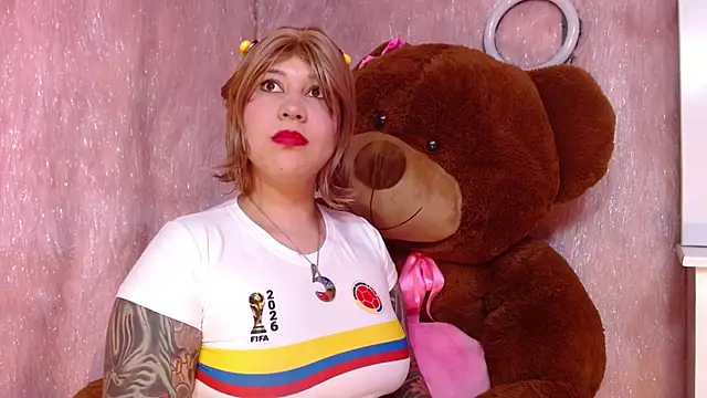AnnaPinupLove webcam