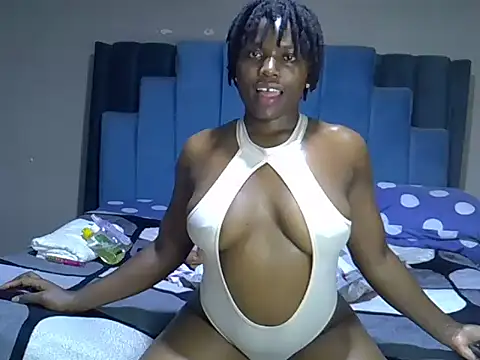 melanin_moon webcam