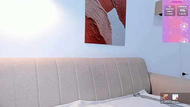 nyx_velvet webcam