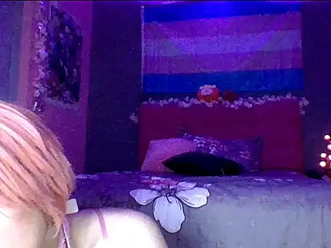 SissyHopeBoi webcam