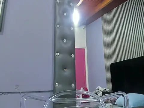 Fernanda_Brown19 webcam