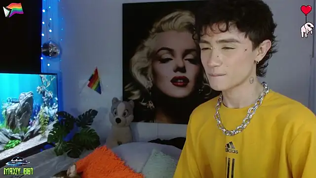 maxiy_001 webcam
