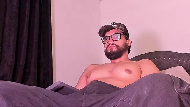 Chrys_harris77 webcam