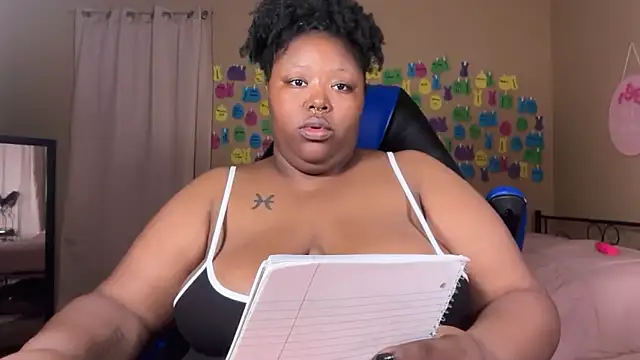 Chocolatebunnyxx96 webcam
