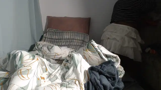 Lucia-boobs webcam