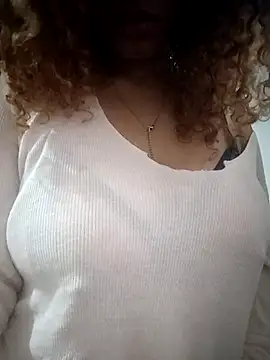SolashLitzy_Curly webcam