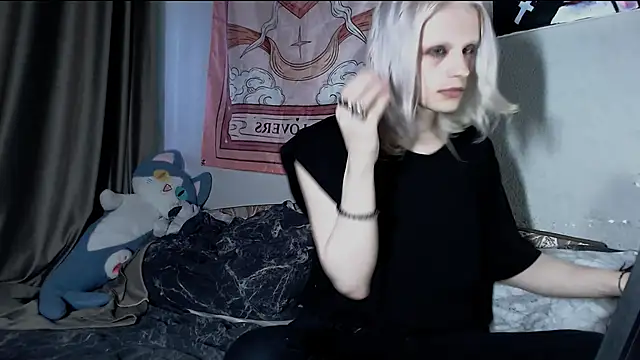 Alien_Bella webcam
