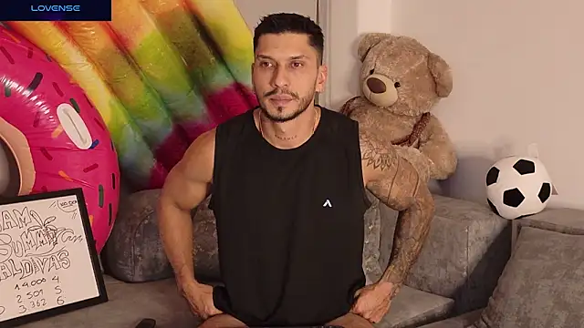 seth_vegaa - Seth_Vegaa's free webcam - UK Sex Cams