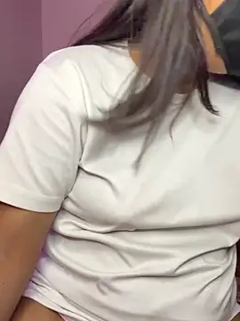 NAUGHTY_PRIYANKAA live cam