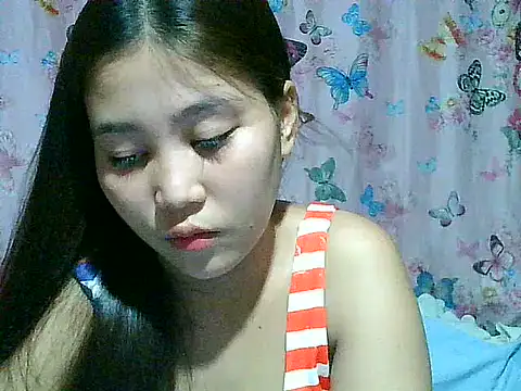 SexyAsianPussy4u webcam