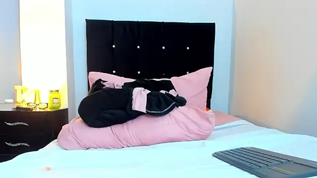 kathyajhonss webcam