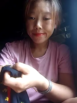Ngocmi909 webcam