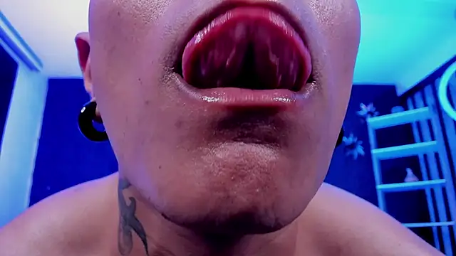 LiamDeep webcam