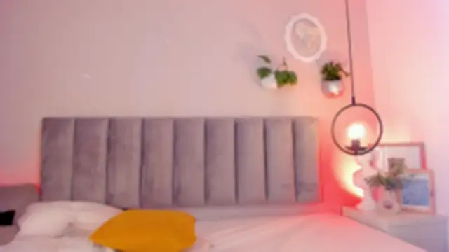 tina_curly (F young) - Put My Domi On Clit