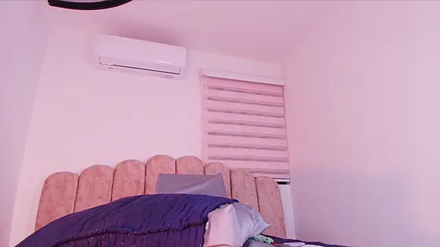 sofi_balvin webcam