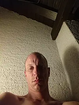 CroatianStylePussyLover webcam