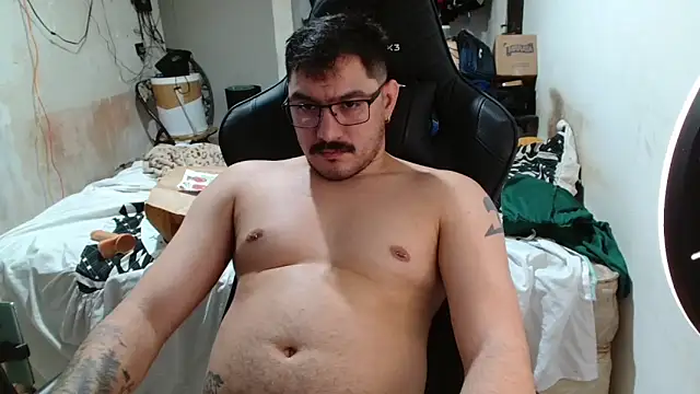 Leonino231 webcam