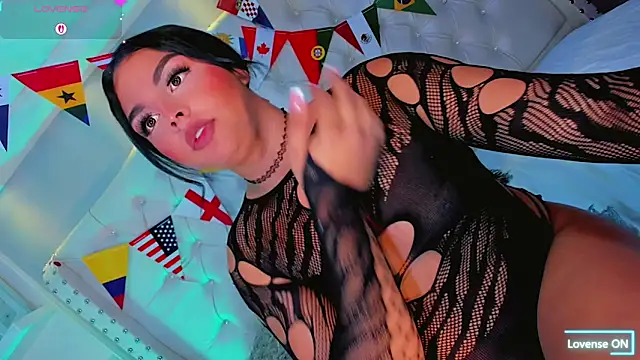 Maia_Hotts webcam