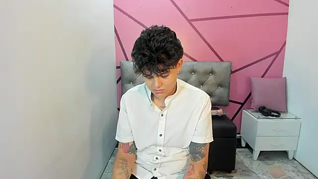 Iansayd333 webcam