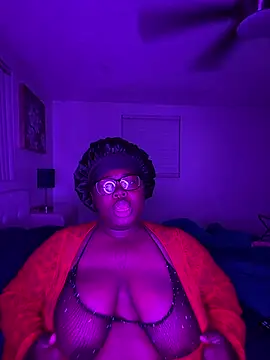 YummyAim299 webcam