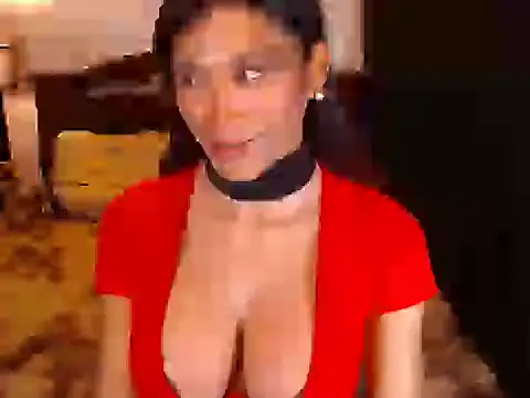 DAYANARAHFOX webcam