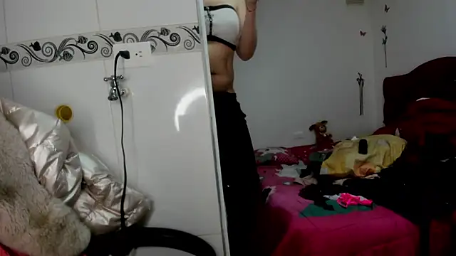 Sweet-Suck69 webcam