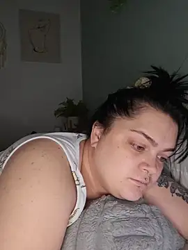 Saucy-Serenity webcam