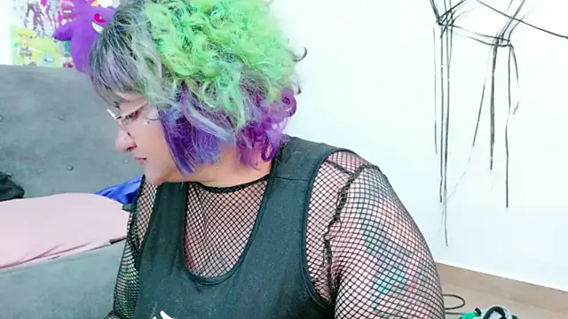 XxGreenGoodxX webcam