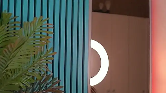 BellaNoirre live cam