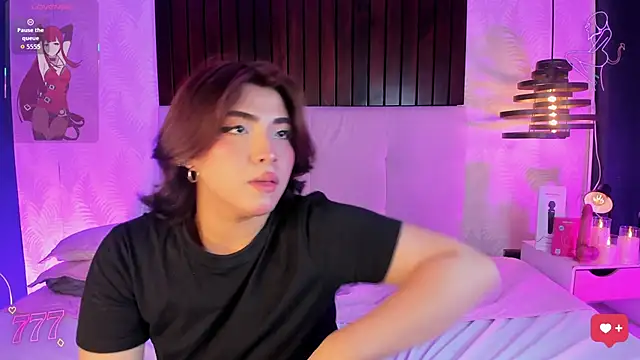 Creamy_Angelo webcam