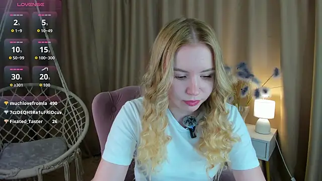 Linda__Bloom webcam