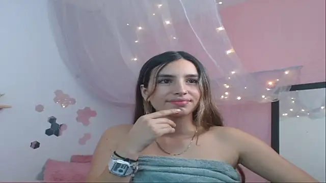 AmaraSaint webcam