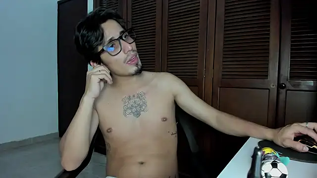 SrIncognito666 webcam