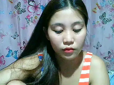 SexyAsianPussy4u webcam
