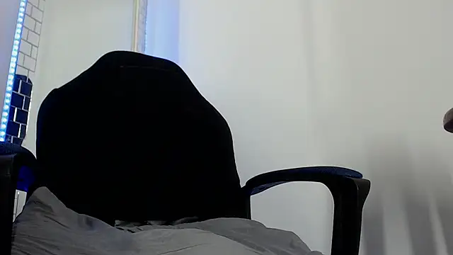 nash_fit18 - Nash_fit18's free webcam - UK Sex Cams