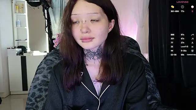 Lein_Bone live sex cam