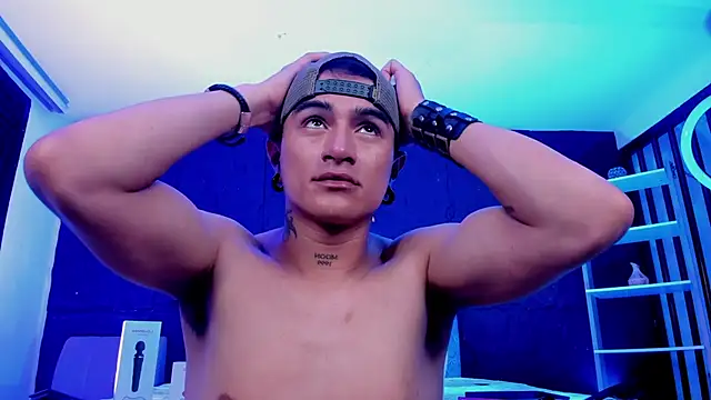 LiamDeep live cam