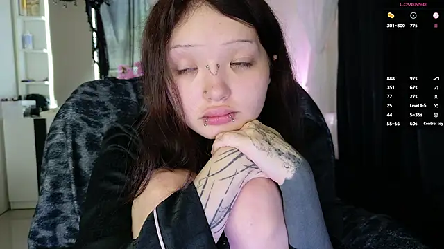 Lein_Bone live cam
